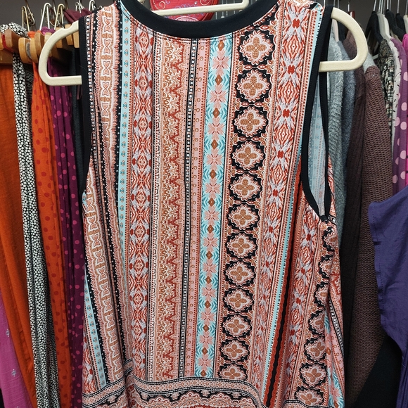 Apt. 9 Multicolor Patterned Sleeveless Top - Picture 2 of 3